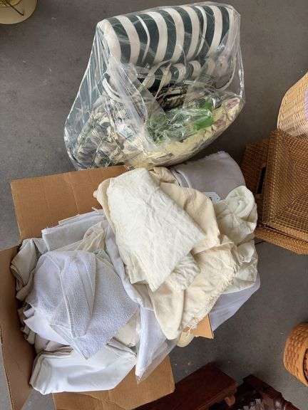 Chair cushions, towels, rugs, misc image