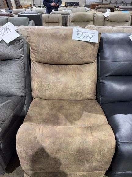 Armless sectional piece image