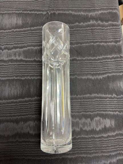 Heavy crystal 9 1/2” tall base image