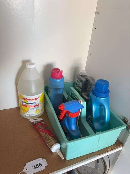 Misc cleaning supplies image
