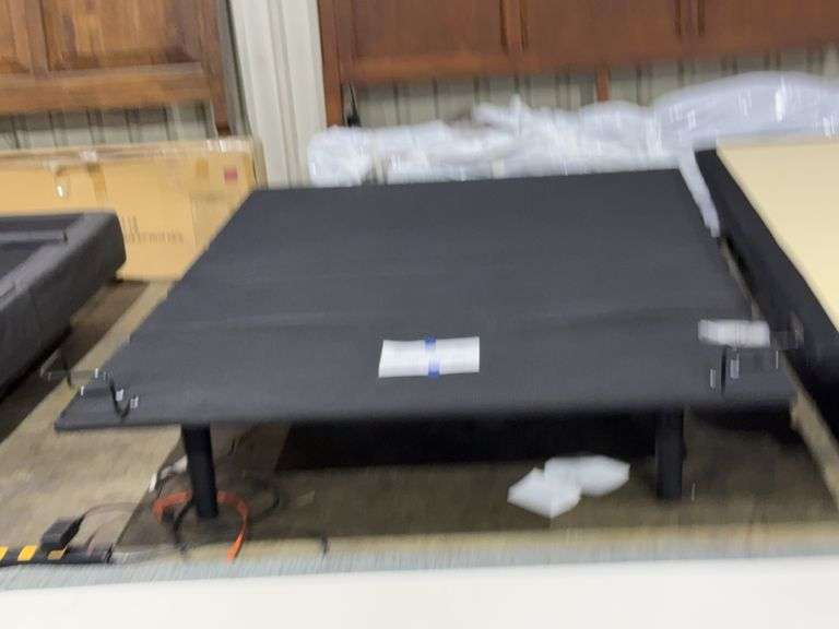 Motion-Air queen size power base image