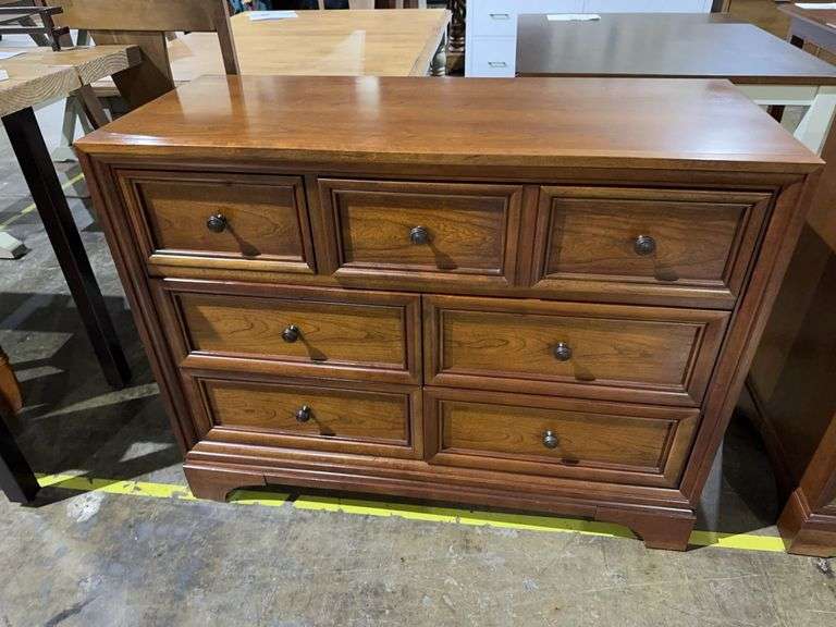 Stanley Furniture 6 drawer dresser image