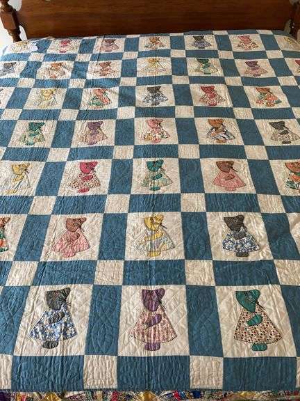 Vintage unused 81“ x 81“ quilt, “Sunbonnet Sue” pattern image
