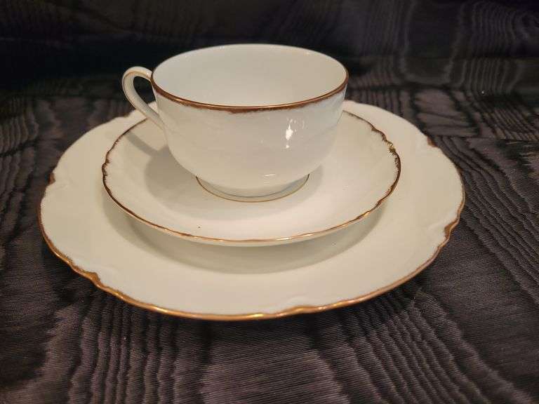 Vintage Thomas (Germany) cups/Saucers/Plates image