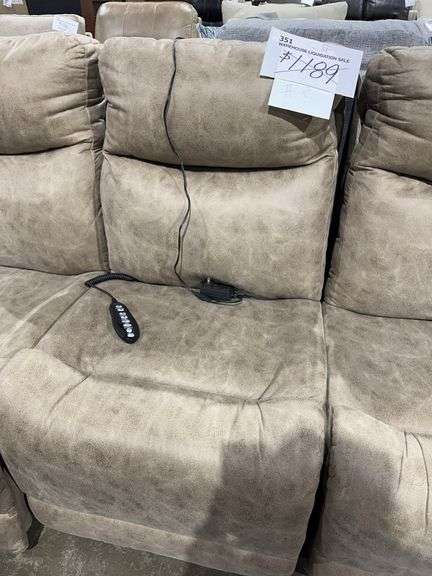 Power middle sectional piece with heat and massage settings image