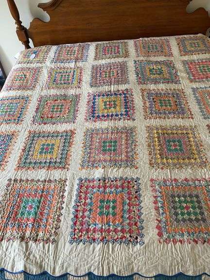 Vintage unused quilt 81“ x 82“ “Granny Square” pattern ￼ image