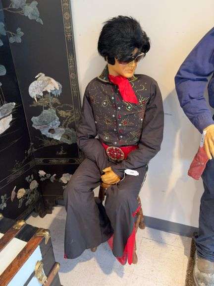 59” Seated Elvis Mannequin image