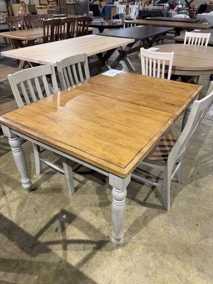 RECTANGULAR TABLE & 3 SIDE CHAIRS image