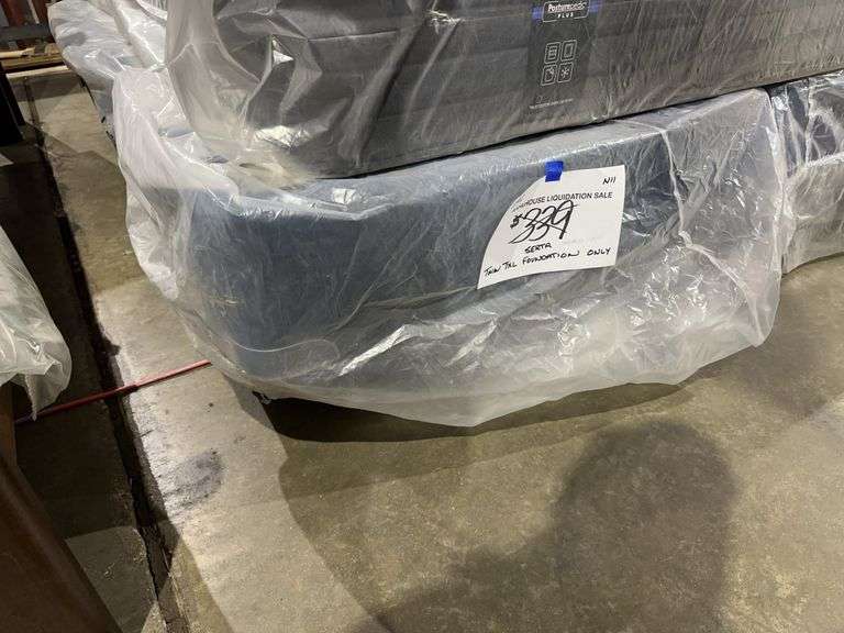 Serta Twin TXL foundation only image