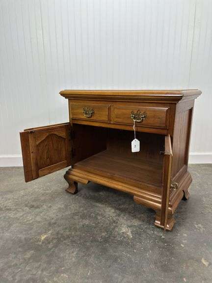 Thomasville Nightstand