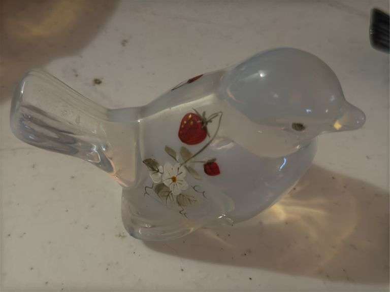 Fenton bird figurine