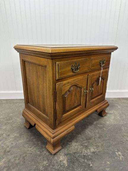 Thomasville Nightstand