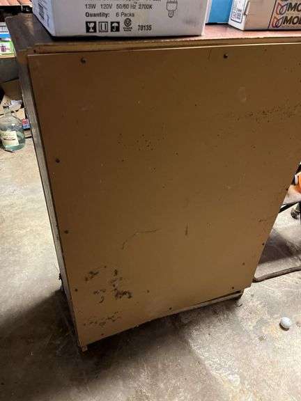 Wooden cabinet( missing 1 leg)