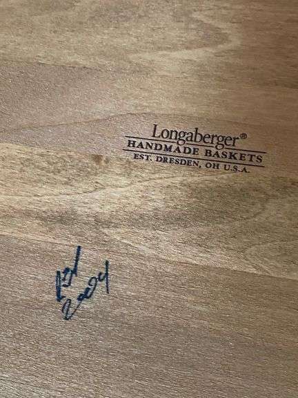 Longaberger Hostess Hatbox basket 13”D x 6.75”H