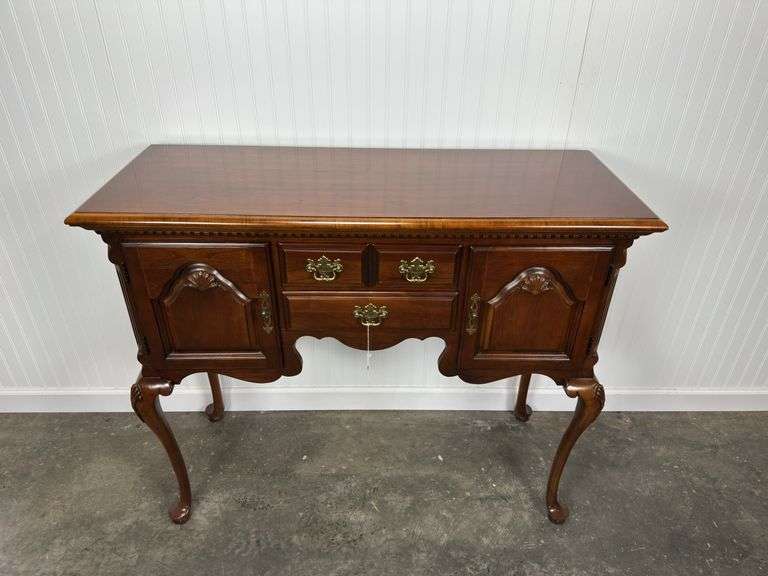 Lexington Cherry Server