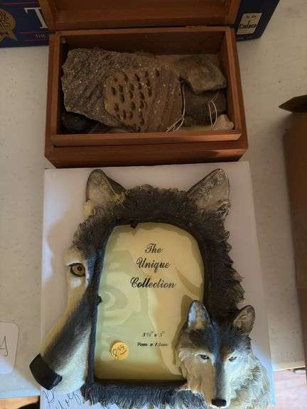 Jewelry box, agate with decoration, stone coasters, picture frame