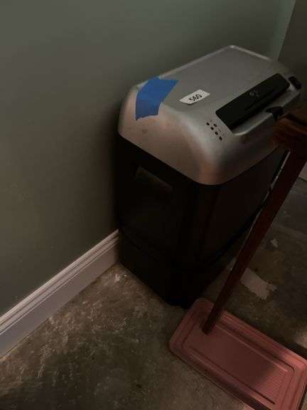 Paper shredder