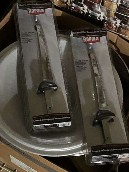 Pots & pans, chopper, tapas filet knife blades, spice rack