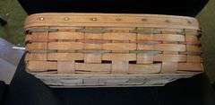 Old oil stained 1987 woven traditions cup/tumbler divider basket .