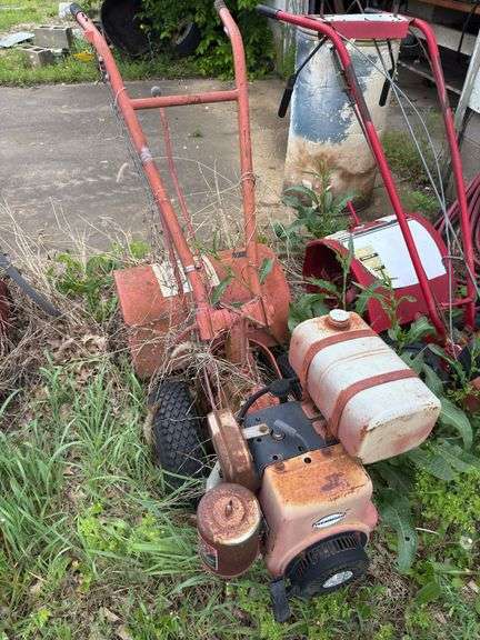 Troy-Bilt Horse with Tecumseh engine image