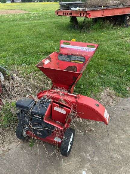 Briggs & Stratton 5HP Chipper Shredder image