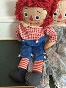 Raggedy Ann and Andy dolls