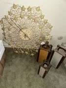 Vintage plastic decorative clock, 3 lanterns