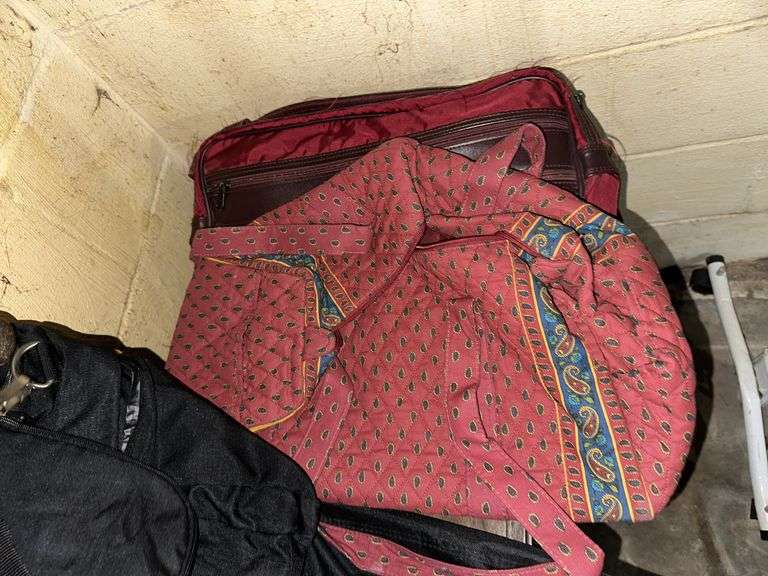 Duffle bags, rolling table