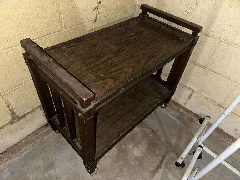 Duffle bags, rolling table