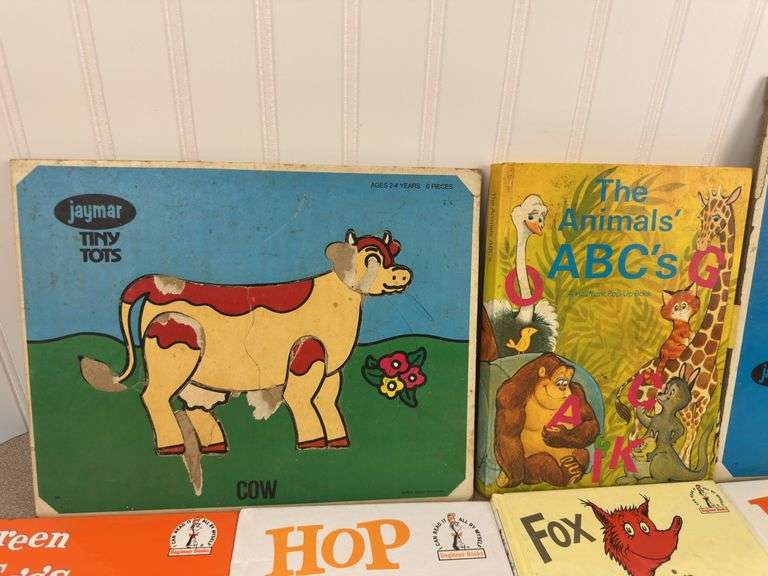 Misc Dr. Seuss Books, vintage puzzles