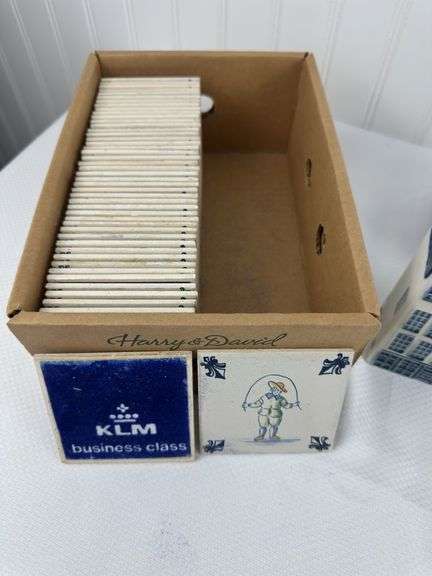 KLM business class coasters and 6 KLM Holland collector Rynbende houses
