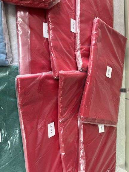 Table cloths & napkins