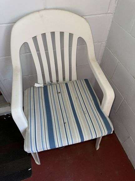 Wicker bench 57” long x 27” wide, plastic chair