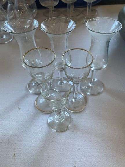 Miscellaneous glass stemware, cordials and samplers