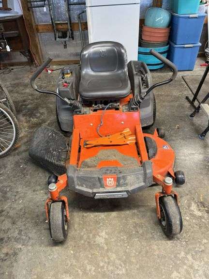 Husqvarna Z246 Zero Turn Mower