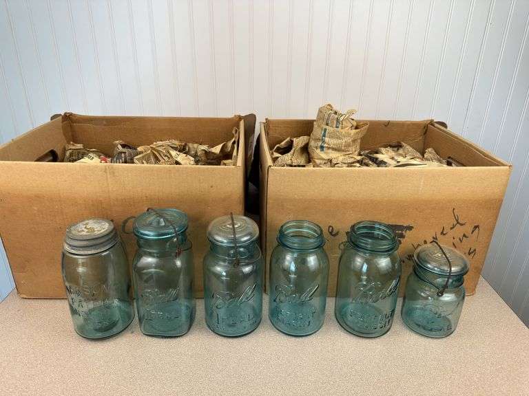 Approximately 20 vintage Ball Mason Jars all Blue