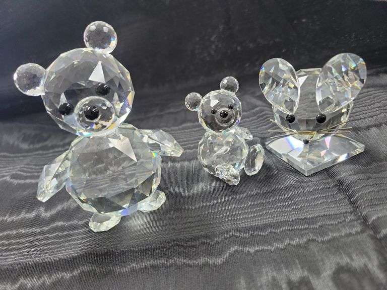Swarovski Pieces image