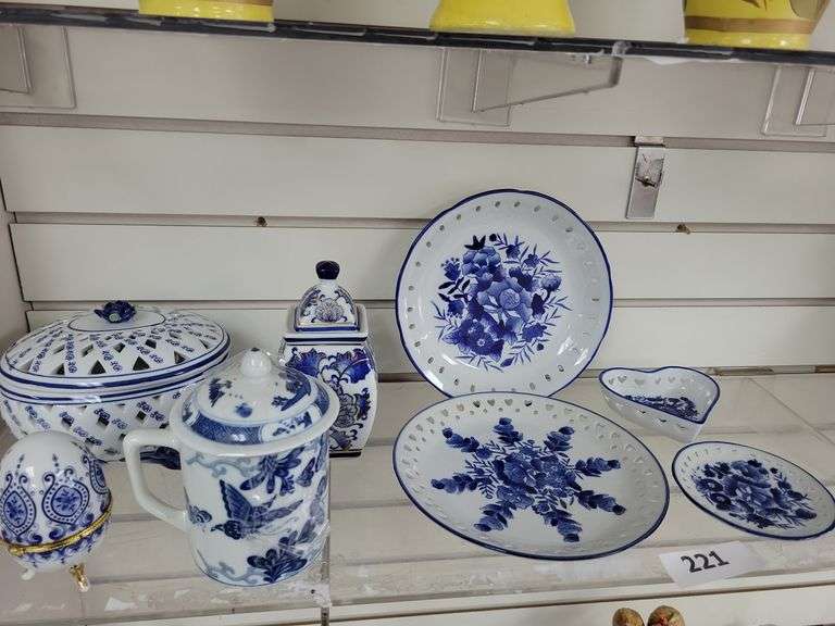 Vintage Blue/White Porcelain Collection image