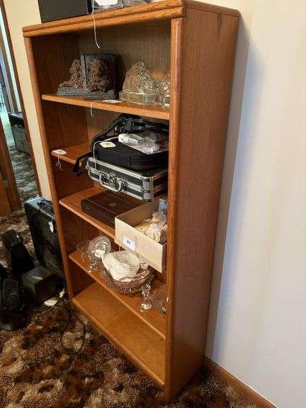 Bookshelf with adjustable shelves 32" x 10" x 60"