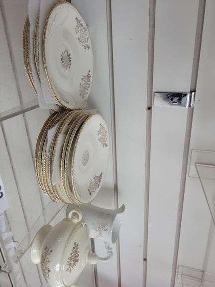 Homer Laughlin Saucers (USA), Taylor Smith Taylor sugar, Homer Laughlin "Knudson" Creamer image