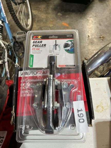 2 gear pullers