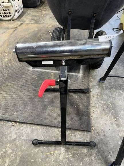 Tool Shop roller stand