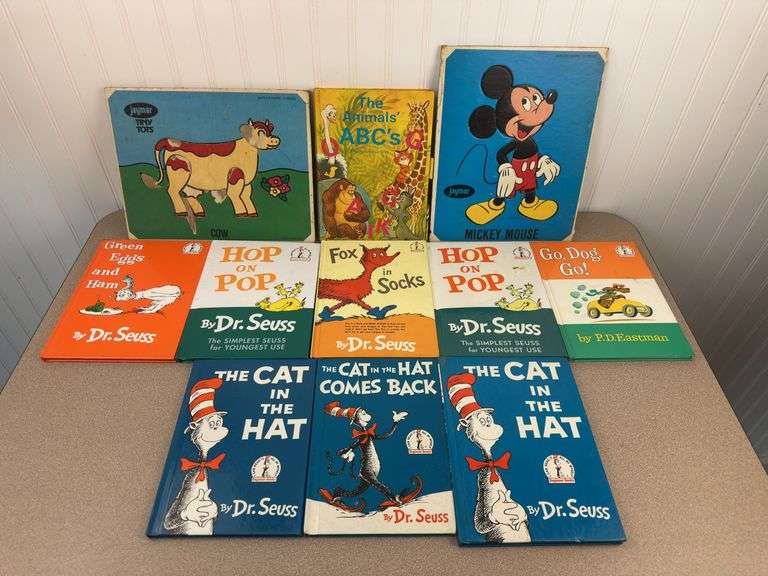 Misc Dr. Seuss Books, vintage puzzles