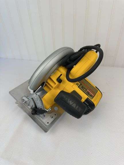 Dewalt Circular saw - New