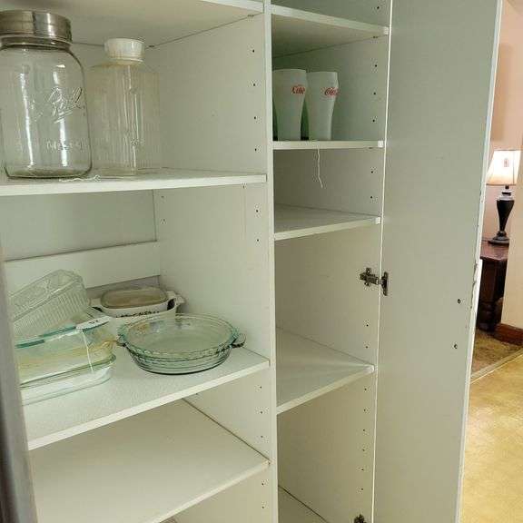 Cabinet 39 x 71 x 21