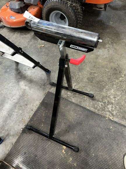 Tool Shop roller stand