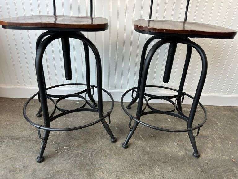 Pair of counter height bar stools - adjustable height swiveling