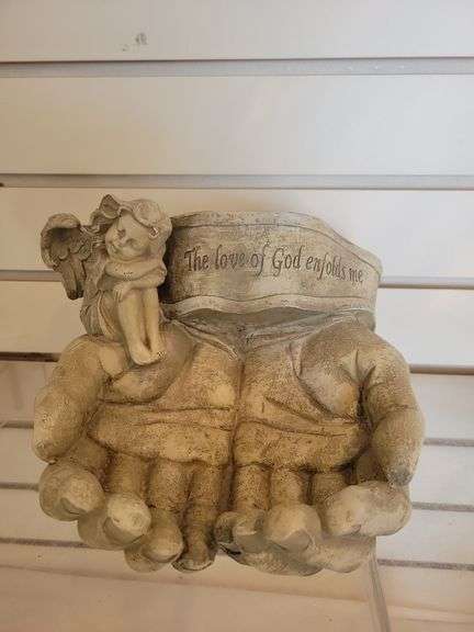 The Love of God enfolds me Plastic piece image