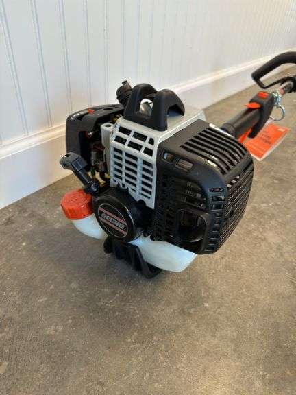 New Echo SRM-261T Trimmer