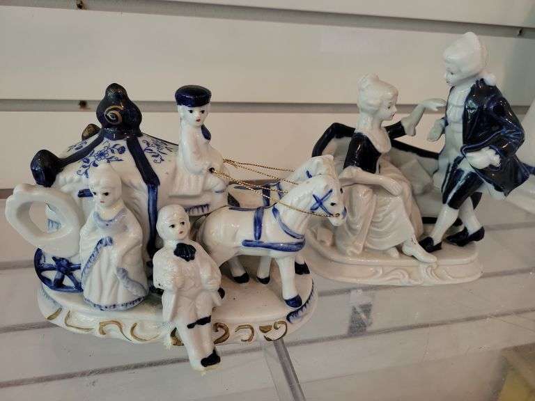 Vintage Blue/White Colonial Figurines (broken piece) image